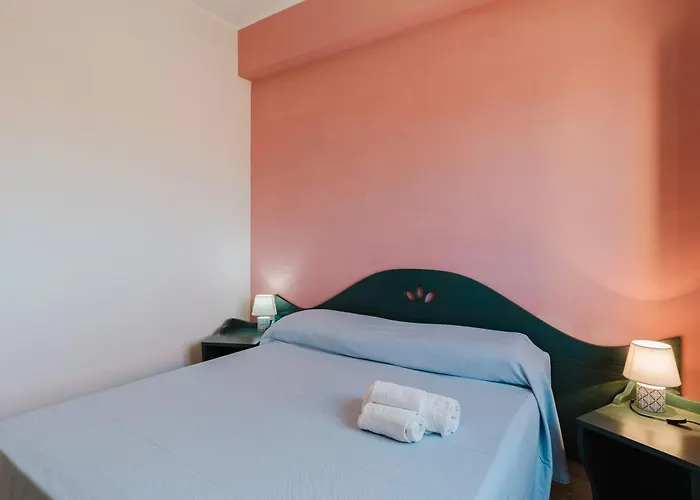 Valentina * קאסטלמארה דל גולפו